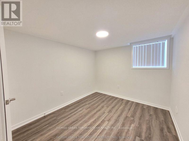 Th 165 - 151 Honeycrisp Crescent, Vaughan, Ontario  L4K 0N7 - Photo 15 - N12639256