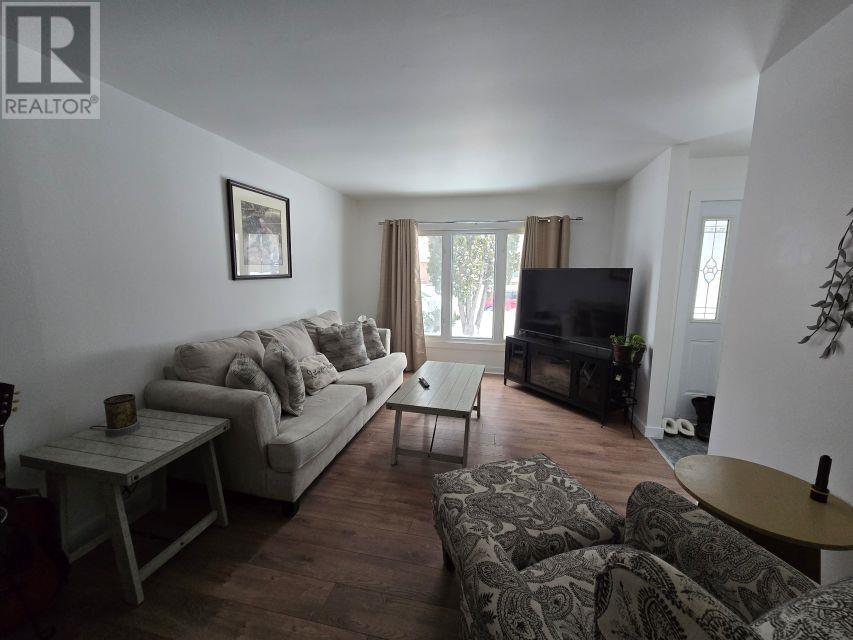 52a London Cres, Elliot Lake, Ontario P5A 2P6 - Photo 10 - SM253423