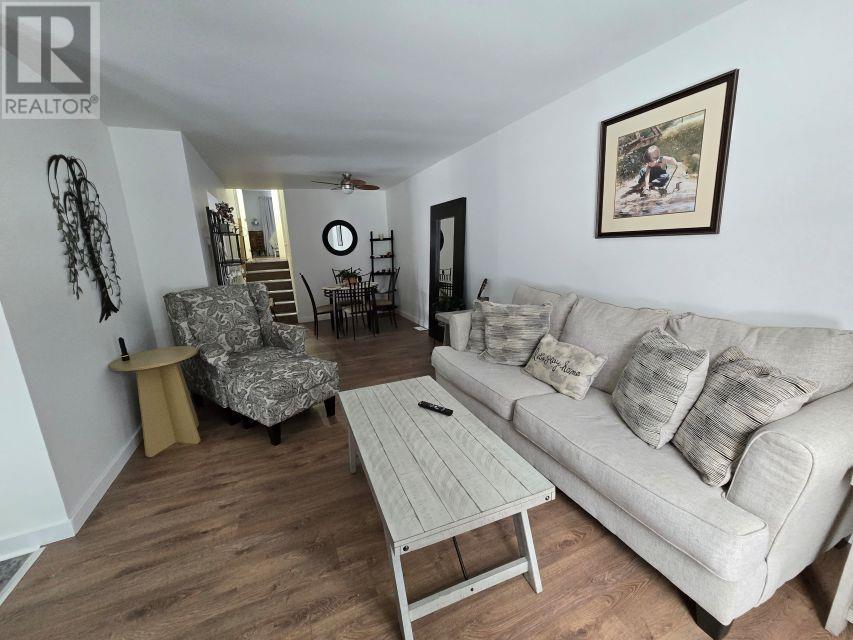 52a London Cres, Elliot Lake, Ontario P5A 2P6 - Photo 11 - SM253423