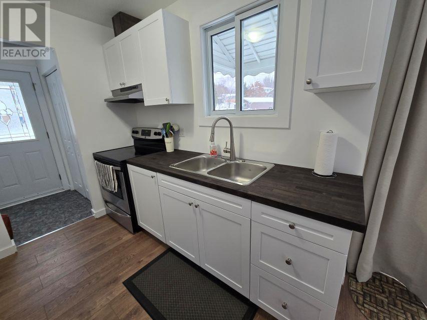 52a London Cres, Elliot Lake, Ontario P5A 2P6 - Photo 8 - SM253423