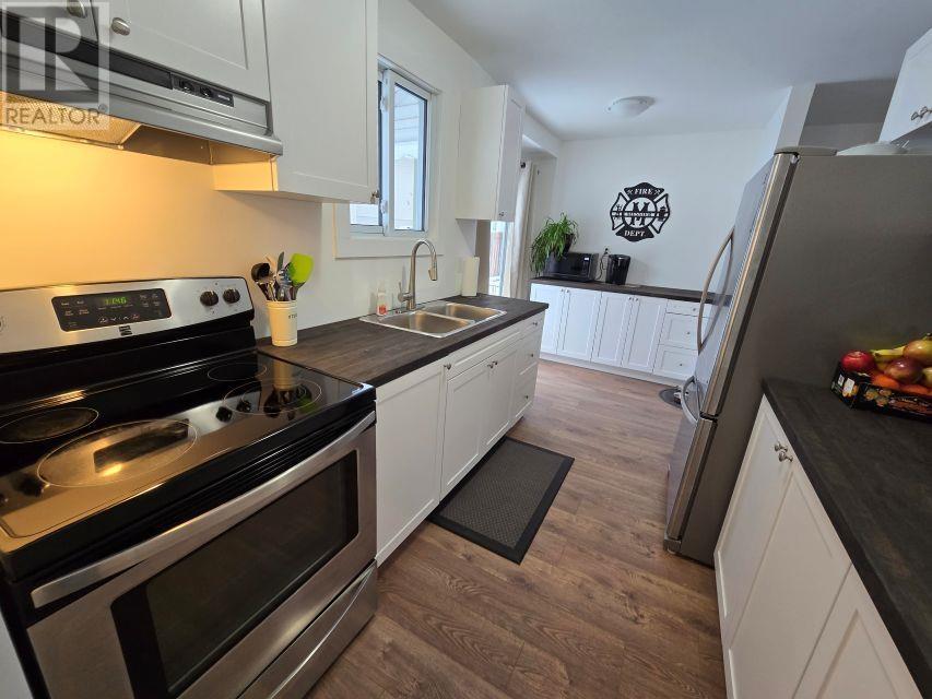 52a London Cres, Elliot Lake, Ontario P5A 2P6 - Photo 6 - SM253423