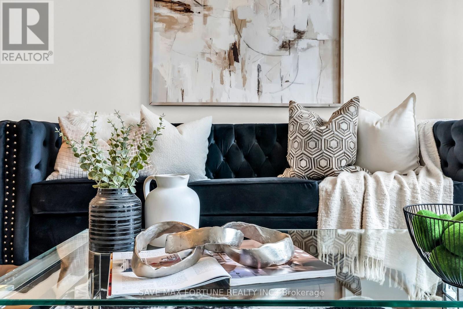 1006 - 330 Rathburn Road W, Mississauga, Ontario  L5B 3Y1 - Photo 14 - W12639224