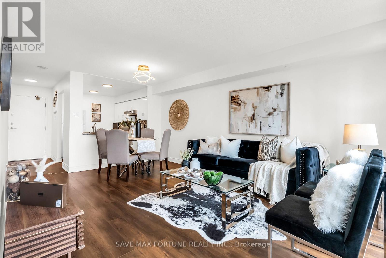 1006 - 330 Rathburn Road W, Mississauga, Ontario  L5B 3Y1 - Photo 15 - W12639224