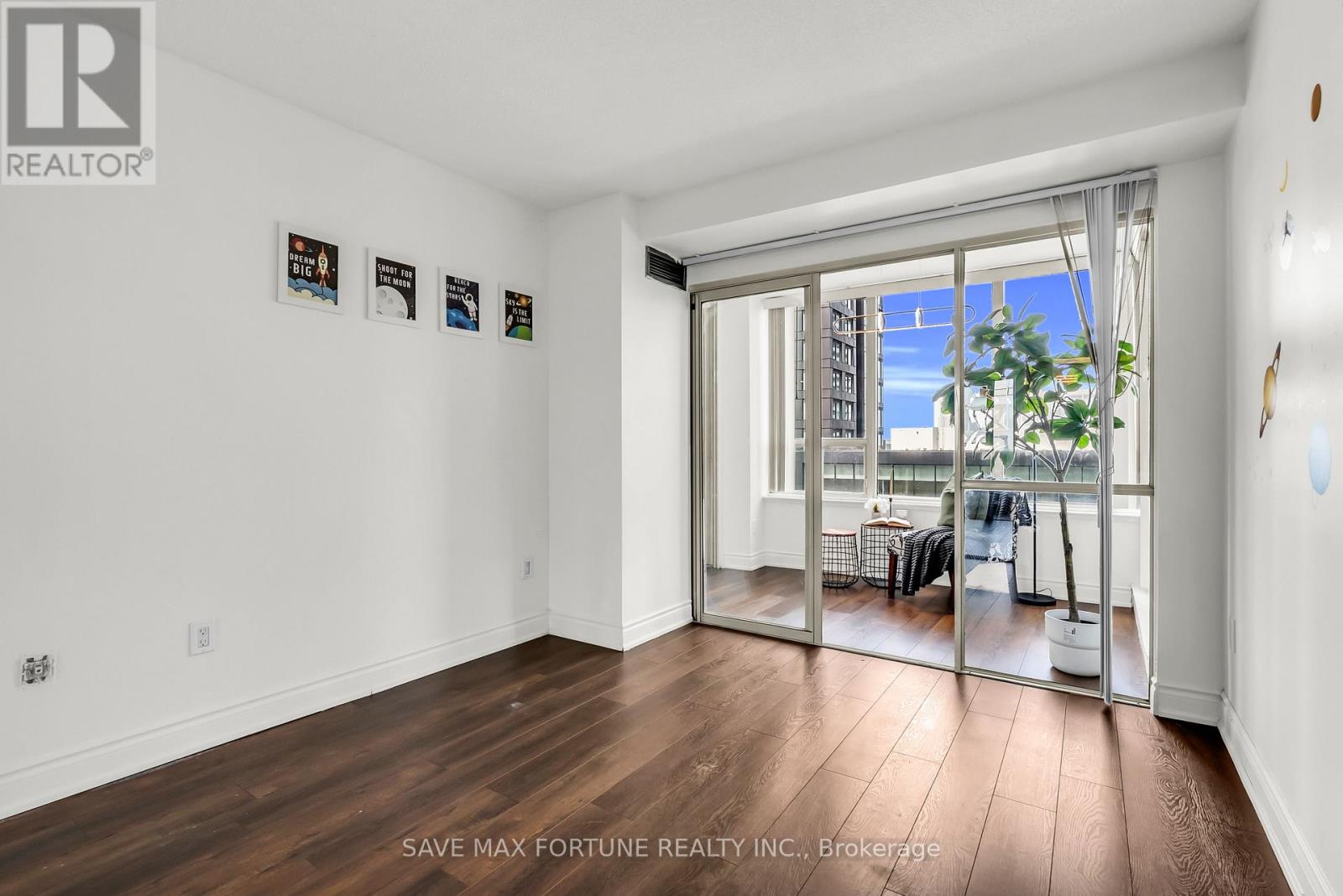 1006 - 330 Rathburn Road W, Mississauga, Ontario  L5B 3Y1 - Photo 26 - W12639224