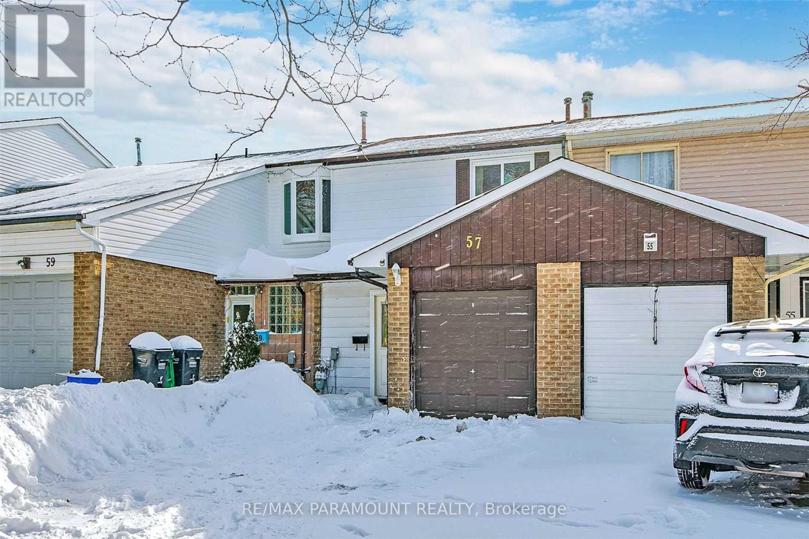 57 Royal Salisbury Way, Brampton, Ontario  L6V 3J3 - Photo 2 - W12639226