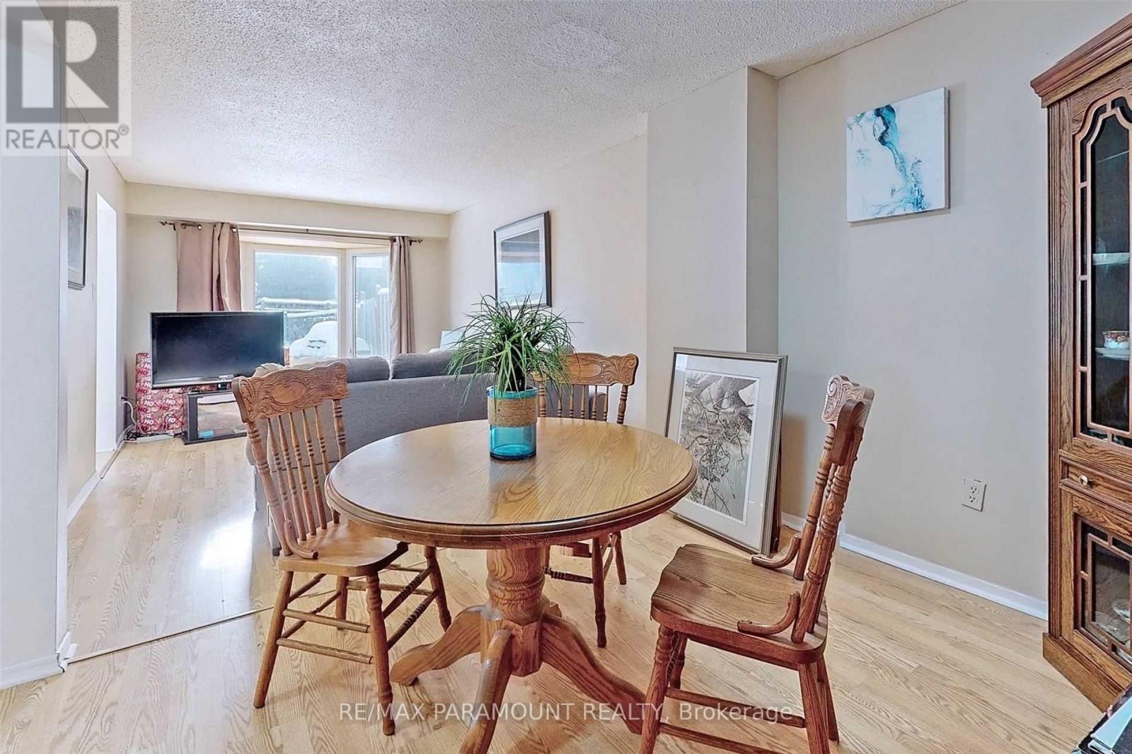 57 Royal Salisbury Way, Brampton, Ontario  L6V 3J3 - Photo 9 - W12639226