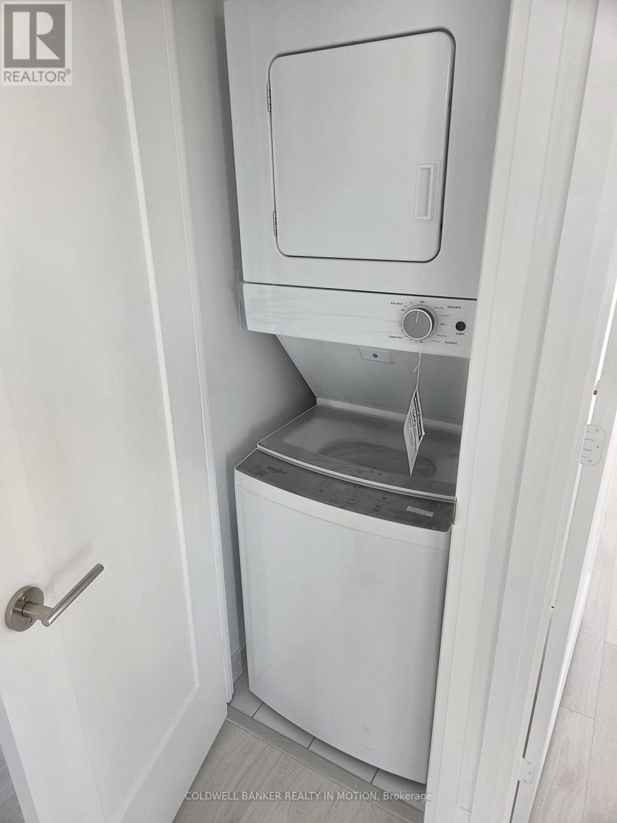 21 - 412 Silver Maple Road, Oakville, Ontario  L6H 7X8 - Photo 10 - W12639254