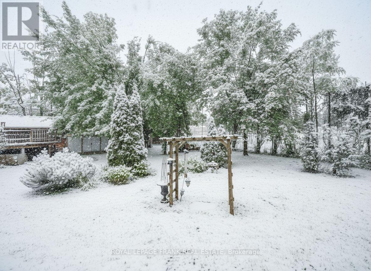 402 Eldon Road, Kawartha Lakes, Ontario  K0M 2C0 - Photo 31 - X12639364