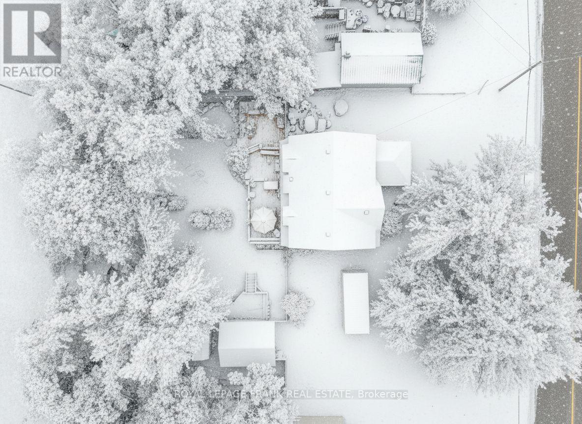 402 Eldon Road, Kawartha Lakes, Ontario  K0M 2C0 - Photo 32 - X12639364