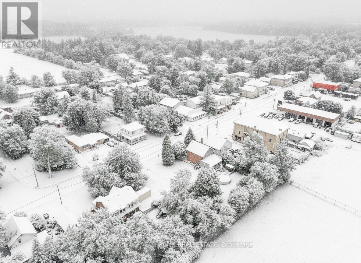 402 Eldon Road, Kawartha Lakes, Ontario  K0M 2C0 - Photo 34 - X12639364