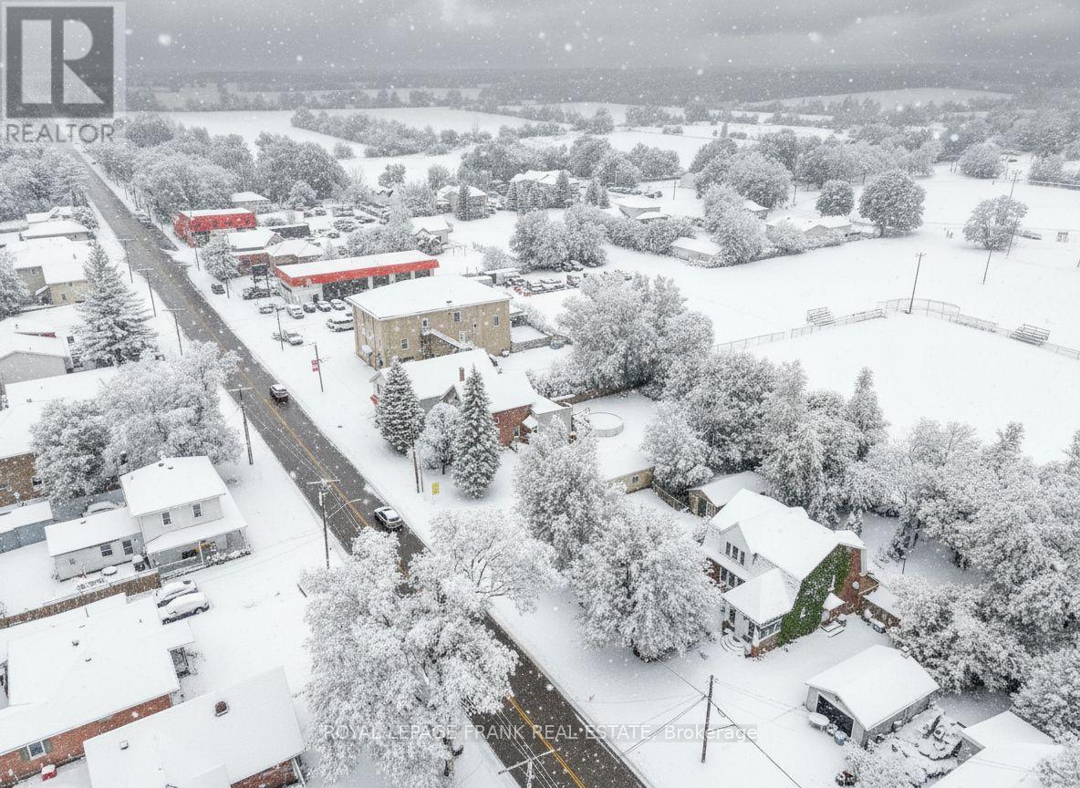 402 Eldon Road, Kawartha Lakes, Ontario  K0M 2C0 - Photo 37 - X12639364