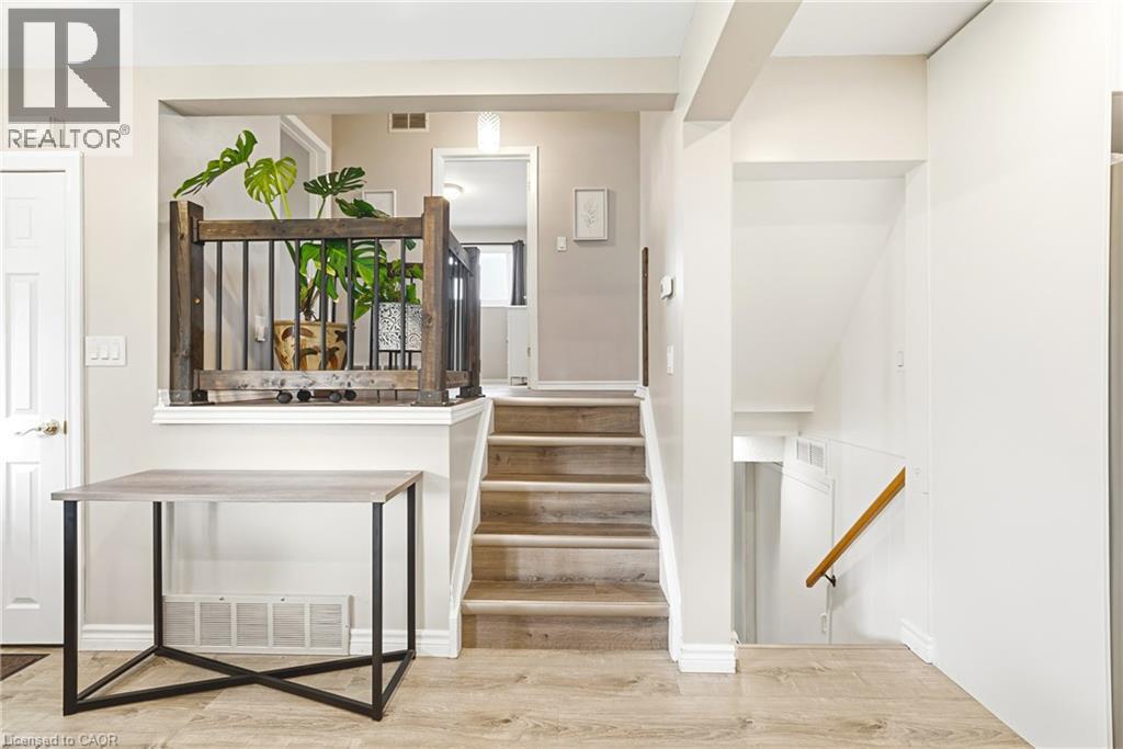 4117 Hixon Street, Beamsville, Ontario  L0R 1B7 - Photo 12 - 40788141