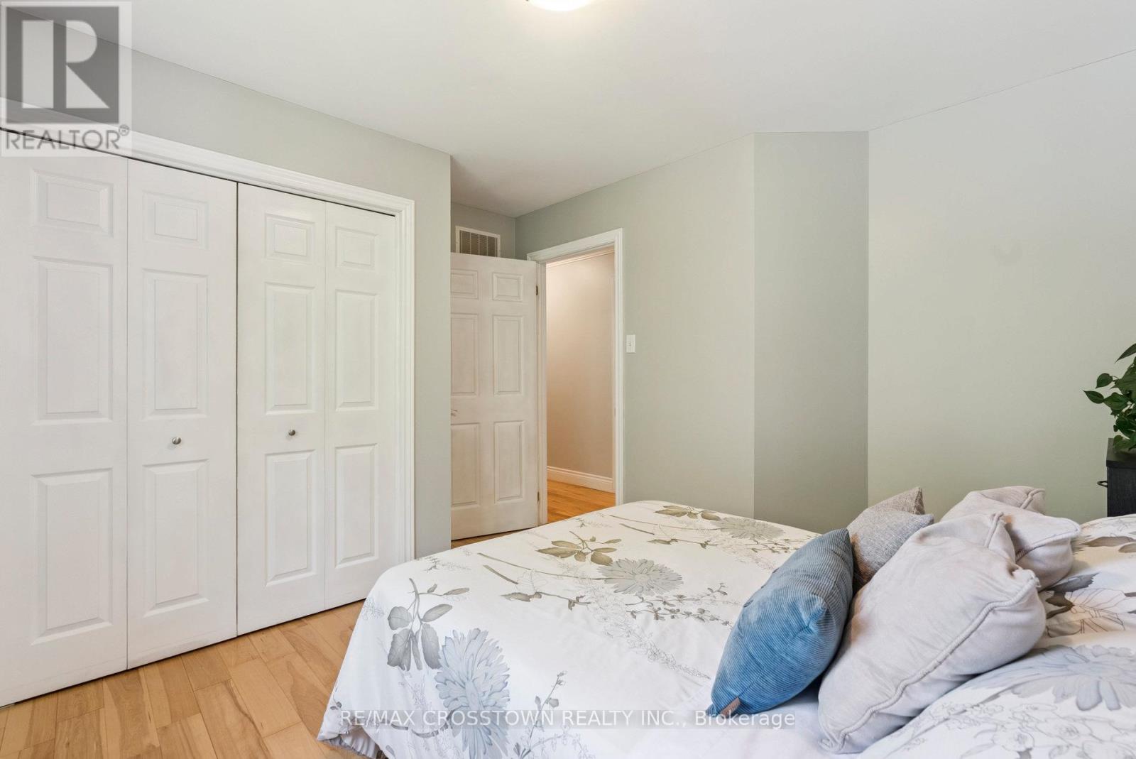 19 Gillespie Trail S, Essa, Ontario  L3W 0V1 - Photo 23 - N12577288