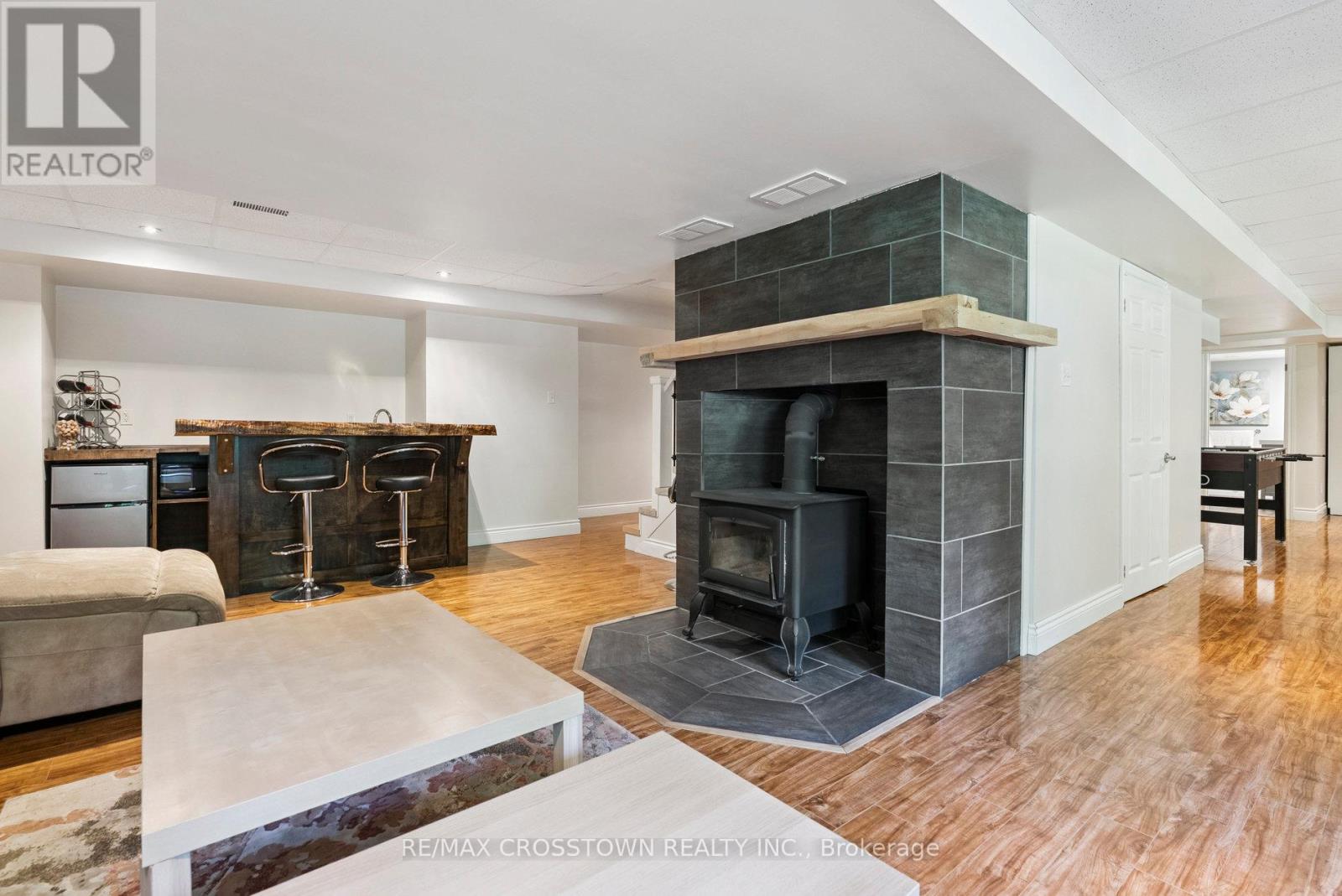 19 Gillespie Trail S, Essa, Ontario  L3W 0V1 - Photo 30 - N12577288