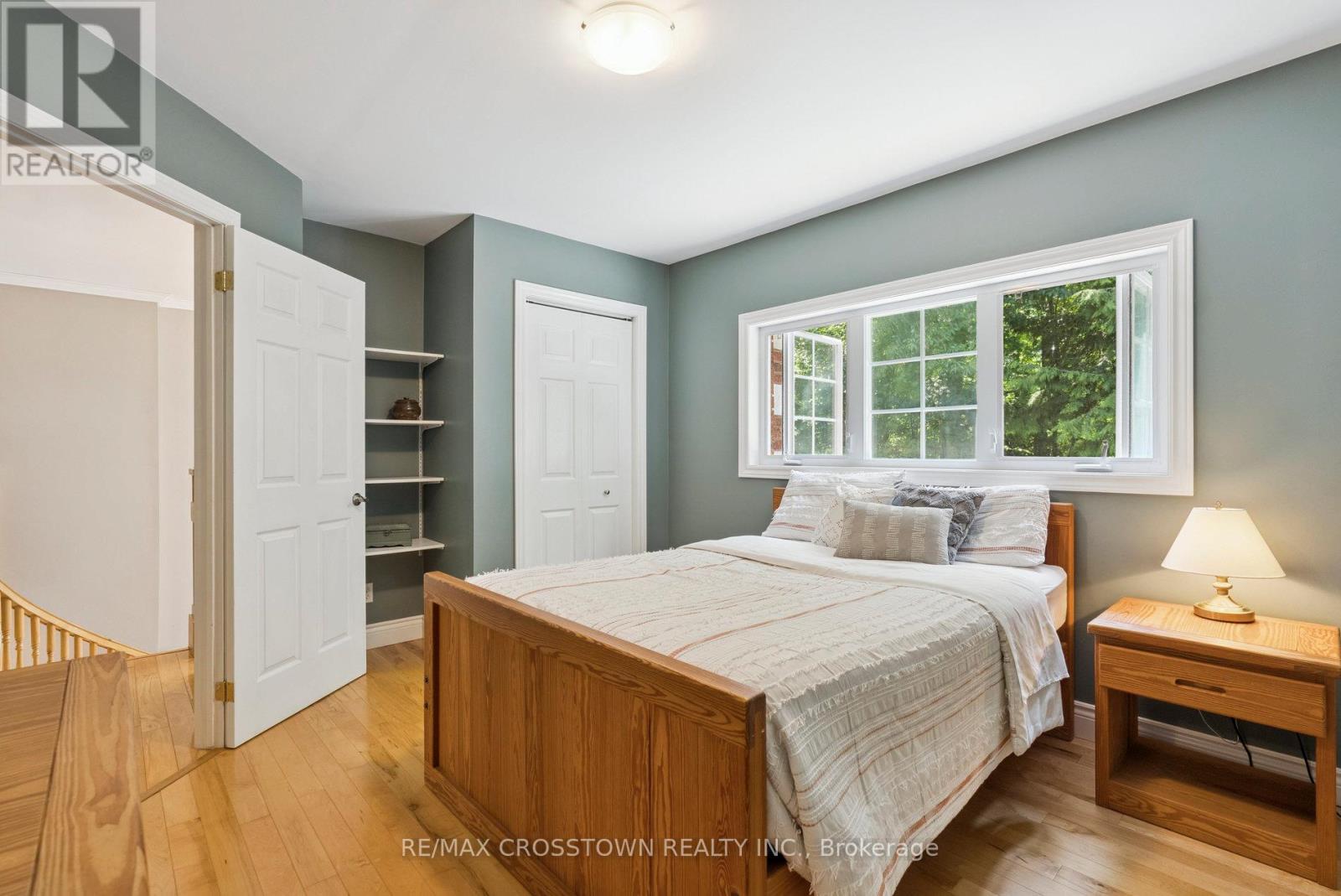 19 Gillespie Trail S, Essa, Ontario  L3W 0V1 - Photo 22 - N12577288