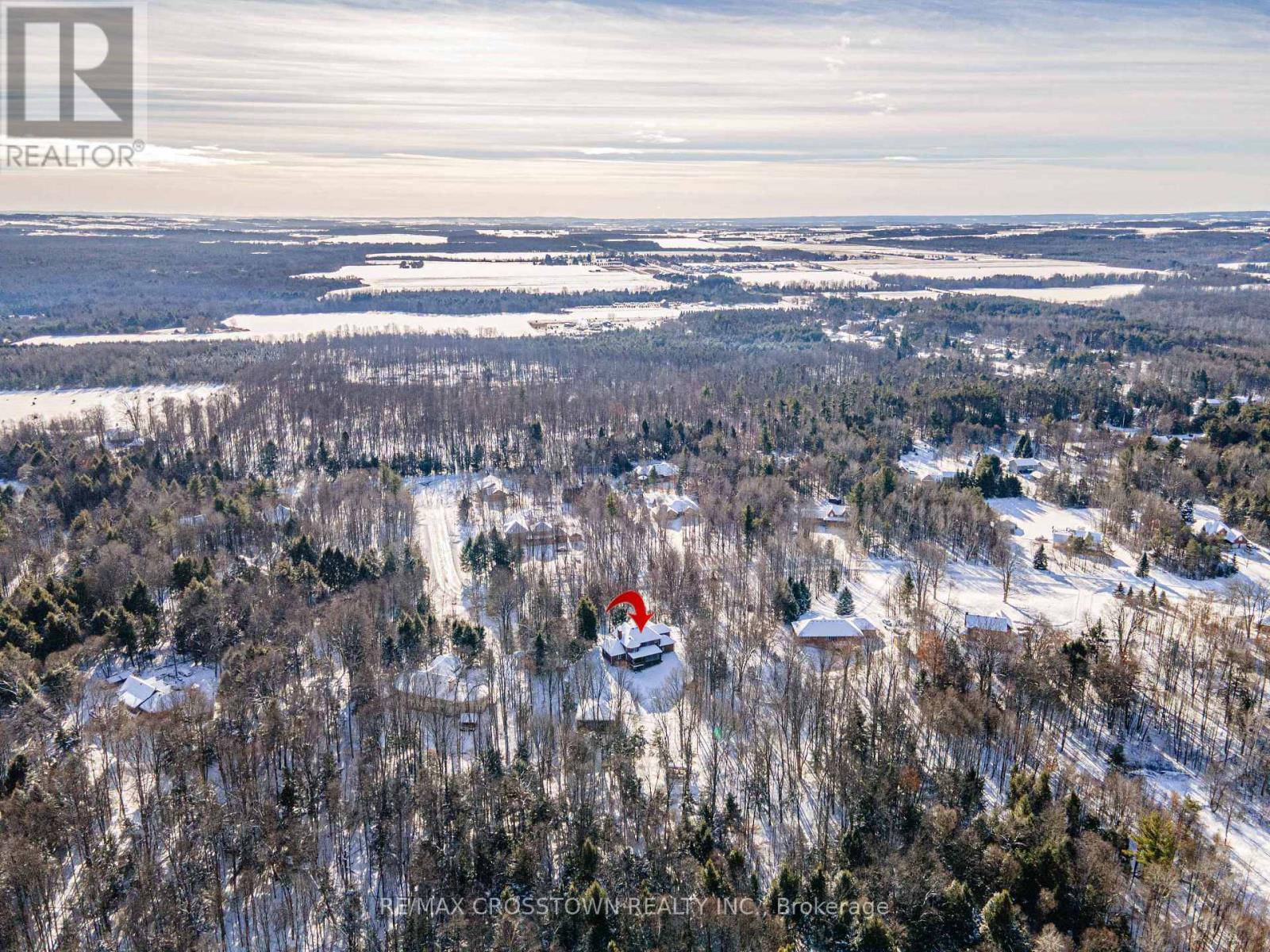 19 Gillespie Trail S, Essa, Ontario  L3W 0V1 - Photo 49 - N12577288