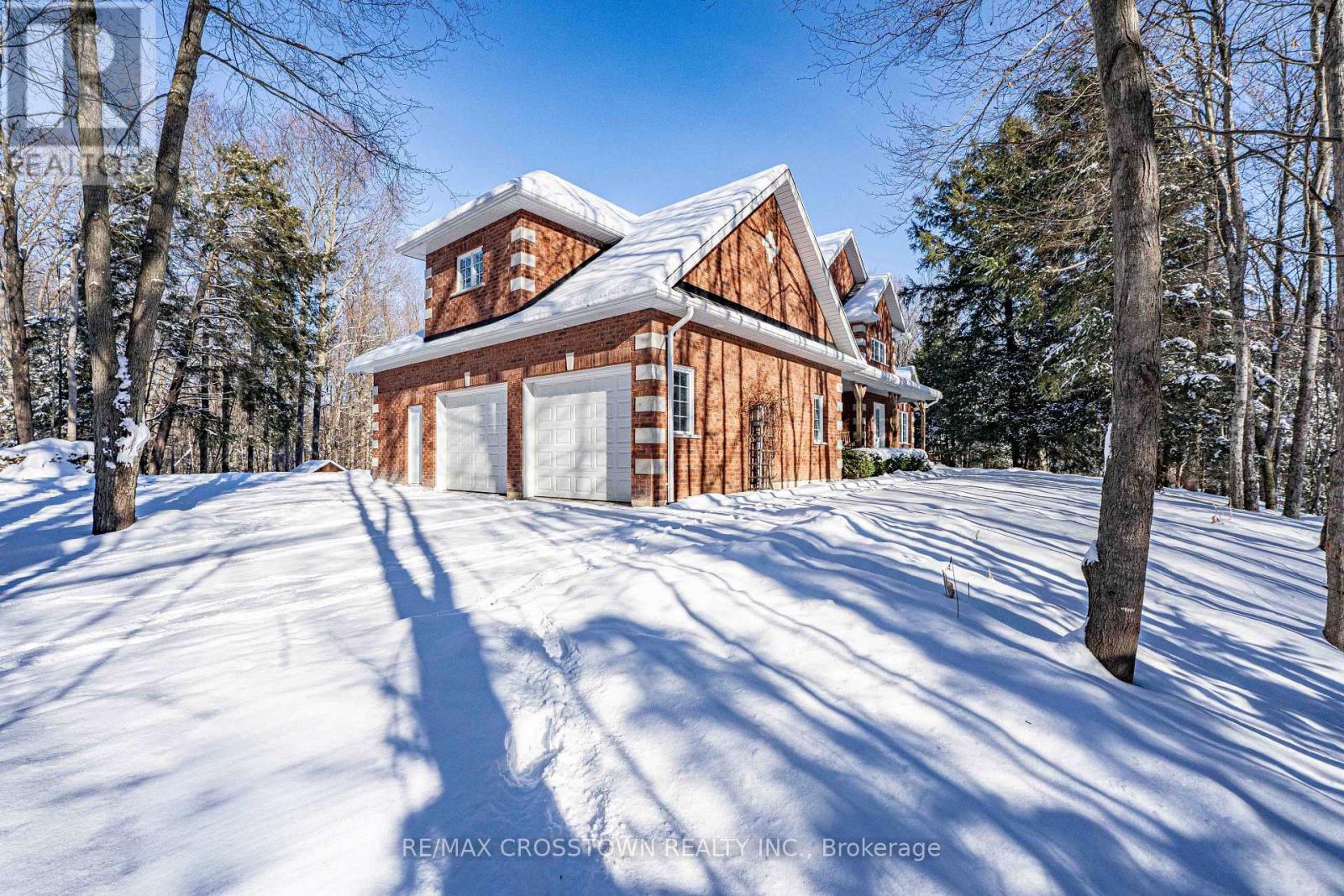 19 Gillespie Trail S, Essa, Ontario  L3W 0V1 - Photo 3 - N12577288