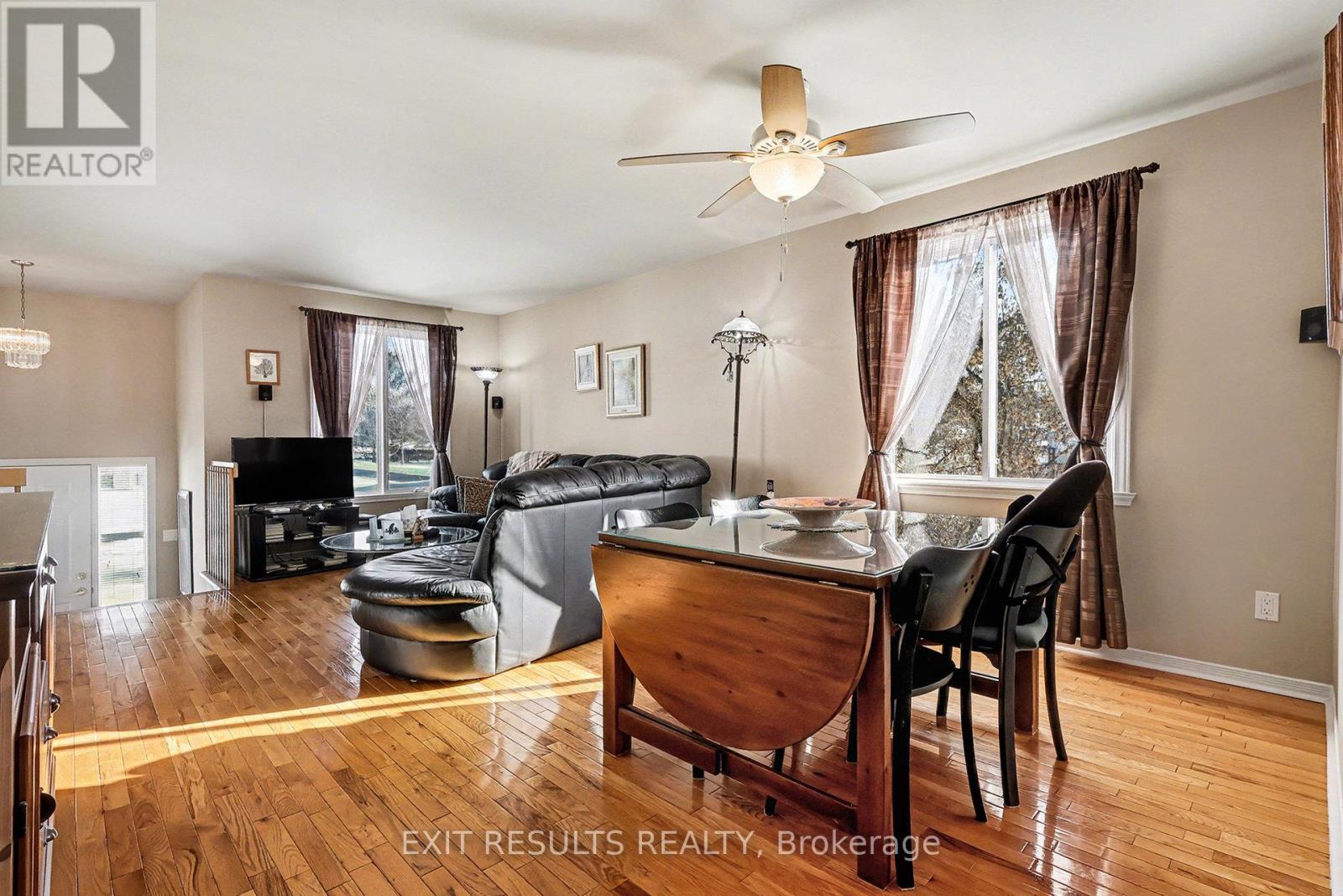 245 Ivan Crescent, Cornwall, Ontario  K6H 7G6 - Photo 8 - X12639262