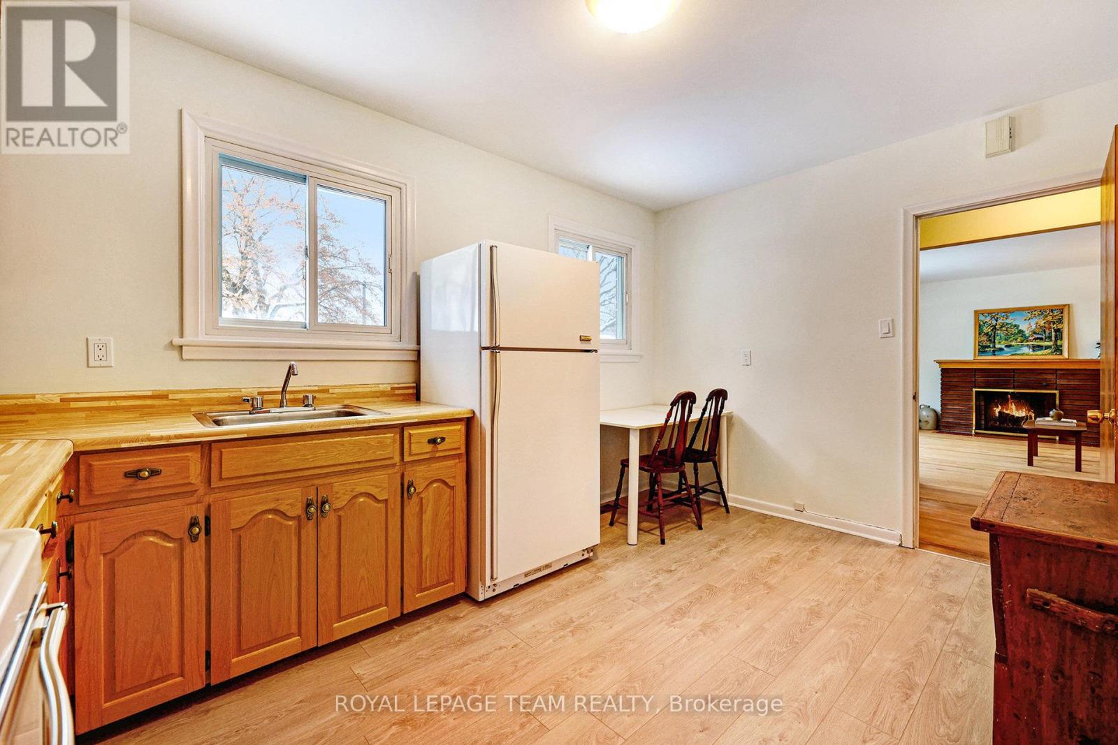 733 Halstead Street, Ottawa, Ontario  K1G 1M5 - Photo 7 - X12639302