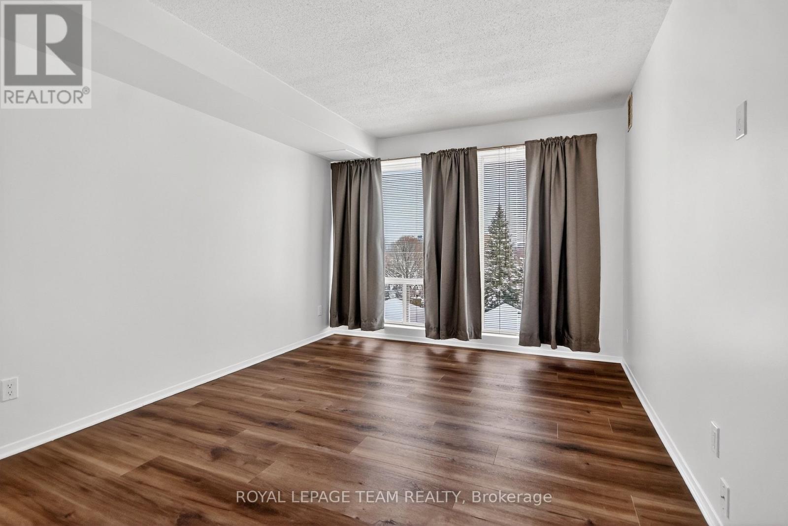 545 St Laurent Boulevard, Ottawa, Ontario  K1K 4H9 - Photo 18 - X12639326