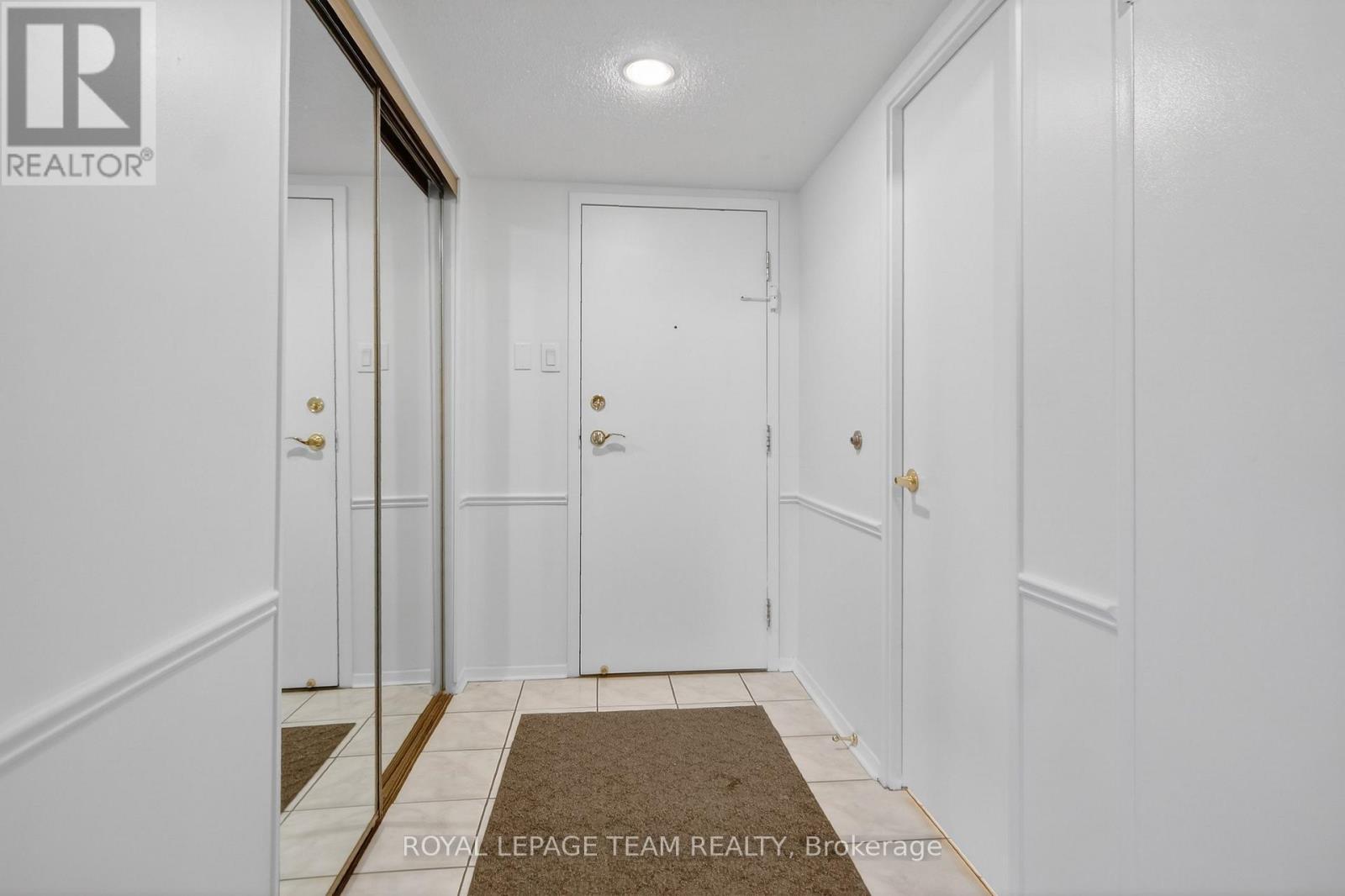 545 St Laurent Boulevard, Ottawa, Ontario  K1K 4H9 - Photo 4 - X12639326