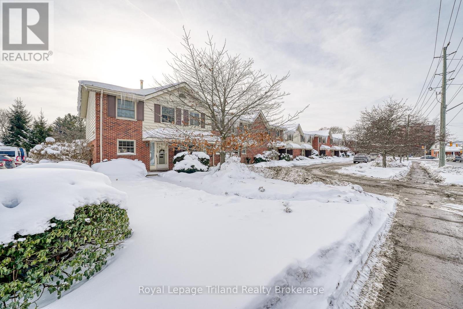 538 Ingersoll Avenue, Woodstock, Ontario  N4S 4Y2 - Photo 2 - X12639350