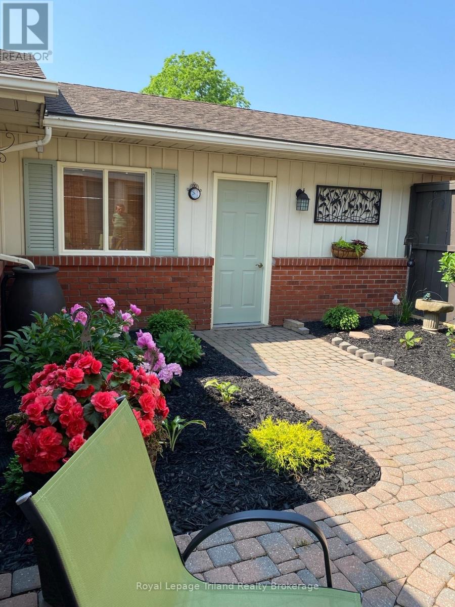 538 Ingersoll Avenue, Woodstock, Ontario  N4S 4Y2 - Photo 47 - X12639350