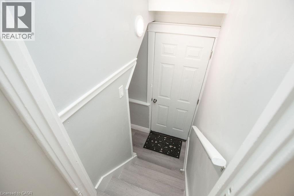 22 Prospect Street S Unit# 1, Hamilton, Ontario  L8M 2Z1 - Photo 21 - 40792971