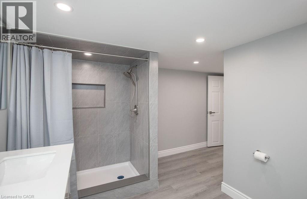 22 Prospect Street S Unit# 1, Hamilton, Ontario  L8M 2Z1 - Photo 28 - 40792971