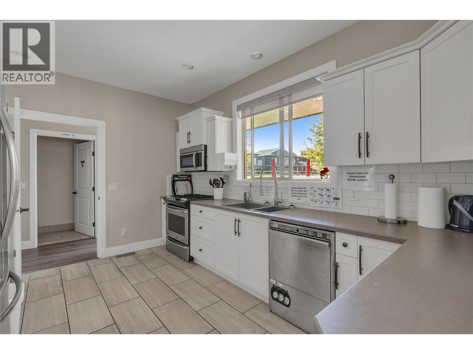 3871 Sonoma Pines Drive, West Kelowna, British Columbia  V4T 2Z5 - Photo 37 - 10363535