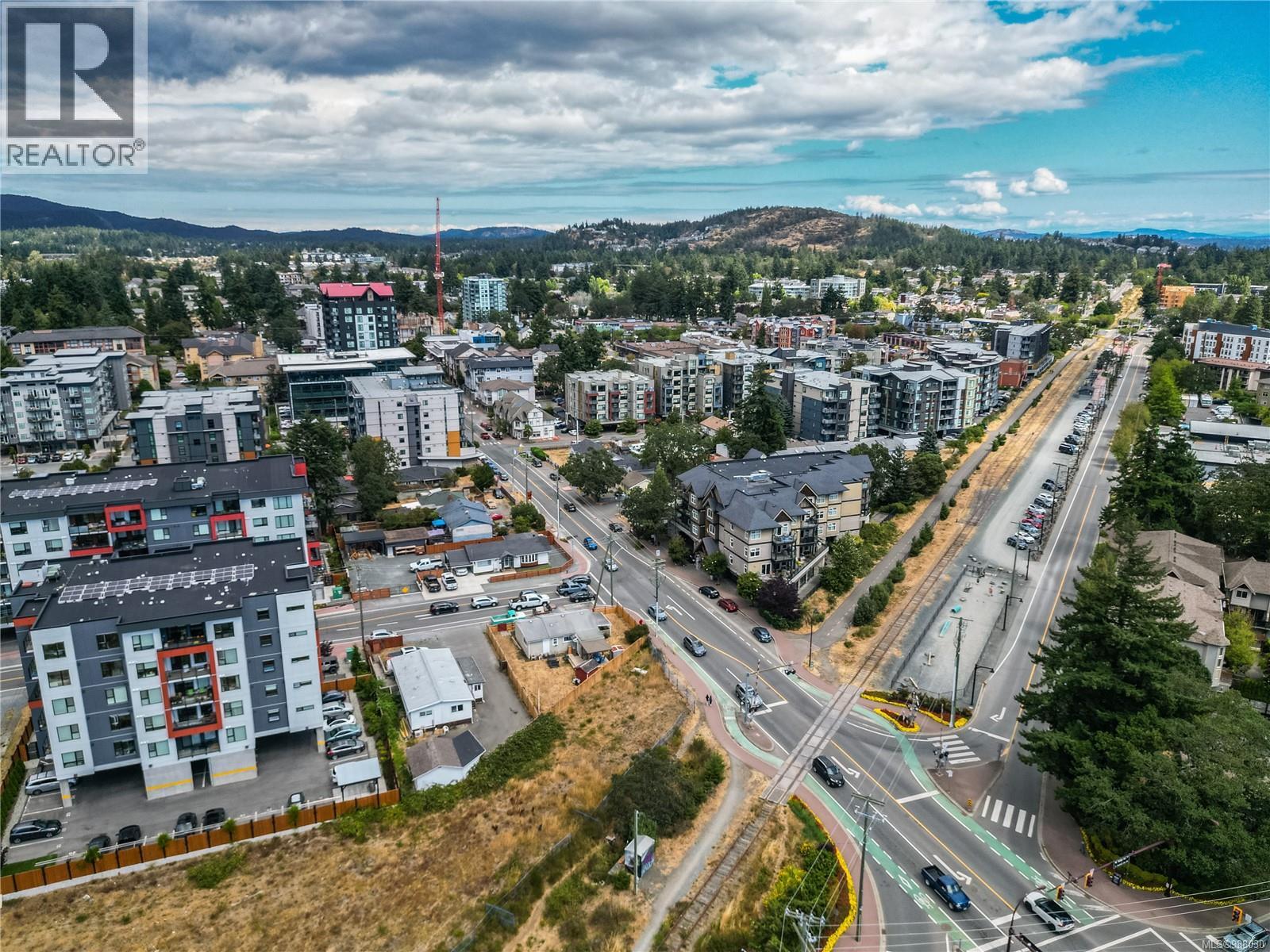 806 Station Ave, Langford, British Columbia  V9B 2S1 - Photo 5 - 988030