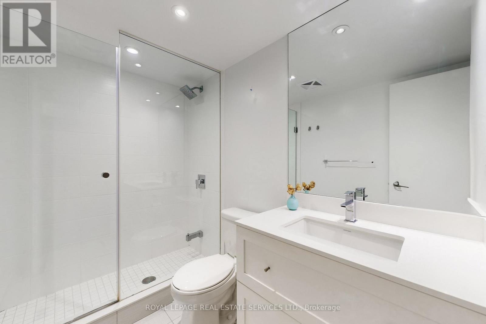 601 - 525 Adelaide Street W, Toronto, Ontario  M5V 0N7 - Photo 16 - C12639288