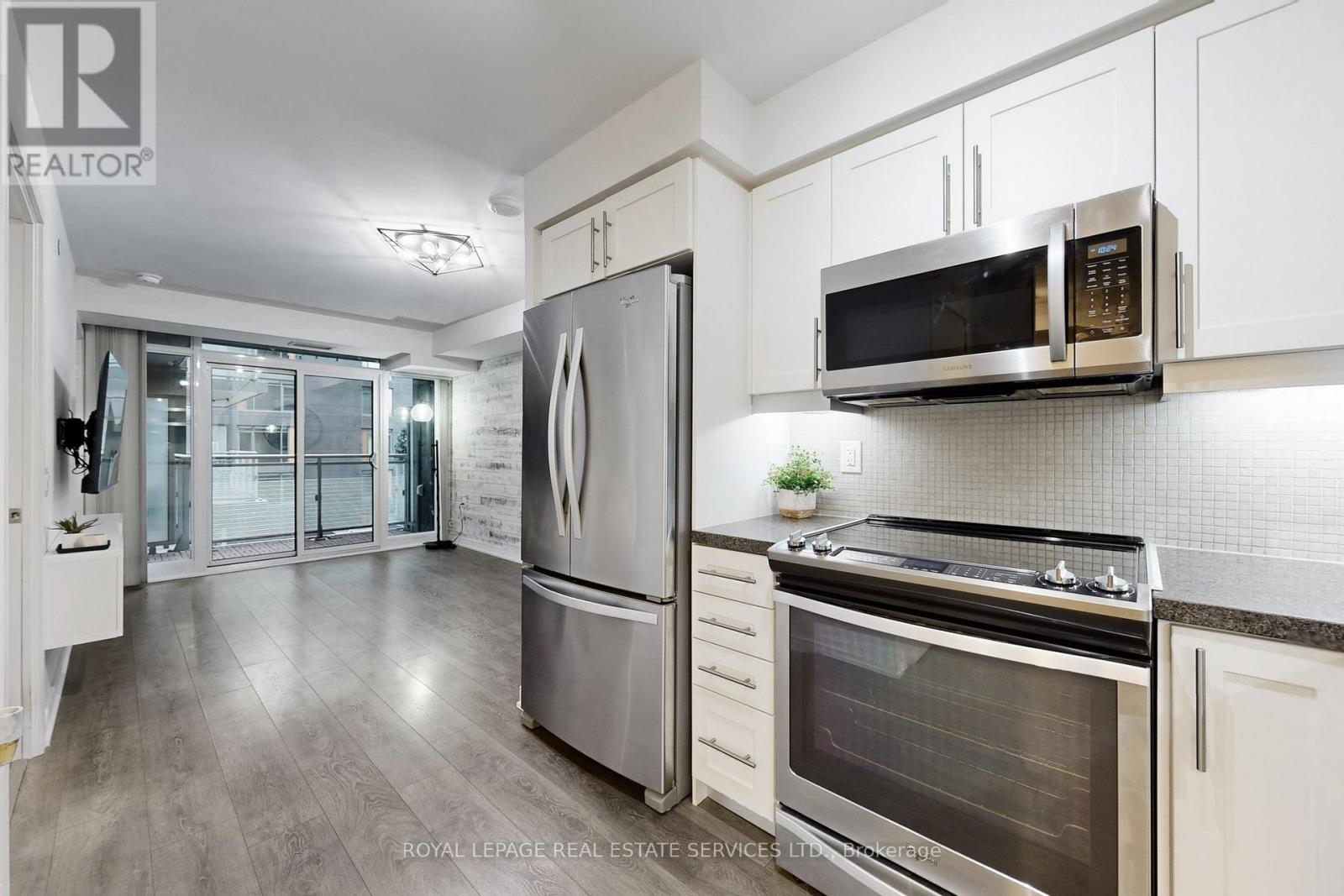 601 - 525 Adelaide Street W, Toronto, Ontario  M5V 0N7 - Photo 8 - C12639288