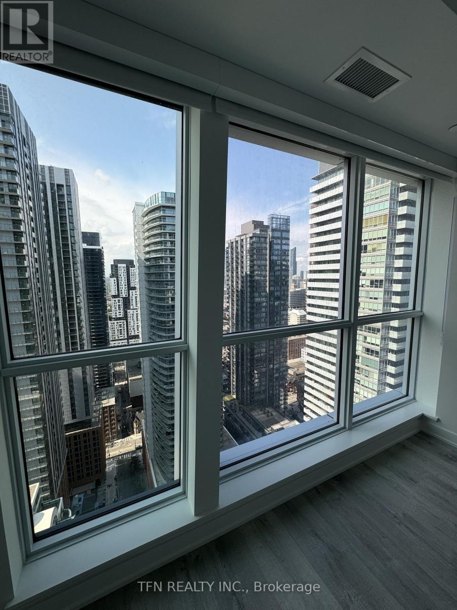 3707 - 327 King Street W, Toronto, Ontario  M5V 0W7 - Photo 9 - C12639296