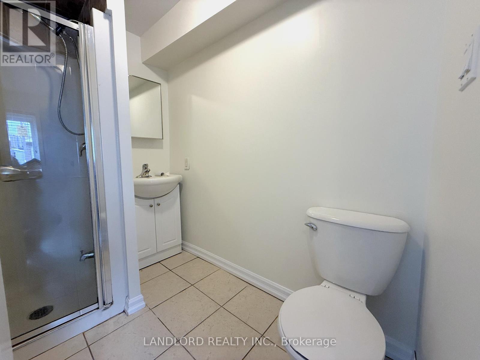 3 - 1 Clinton Street, Toronto, Ontario  M6J 2N8 - Photo 10 - C12639310