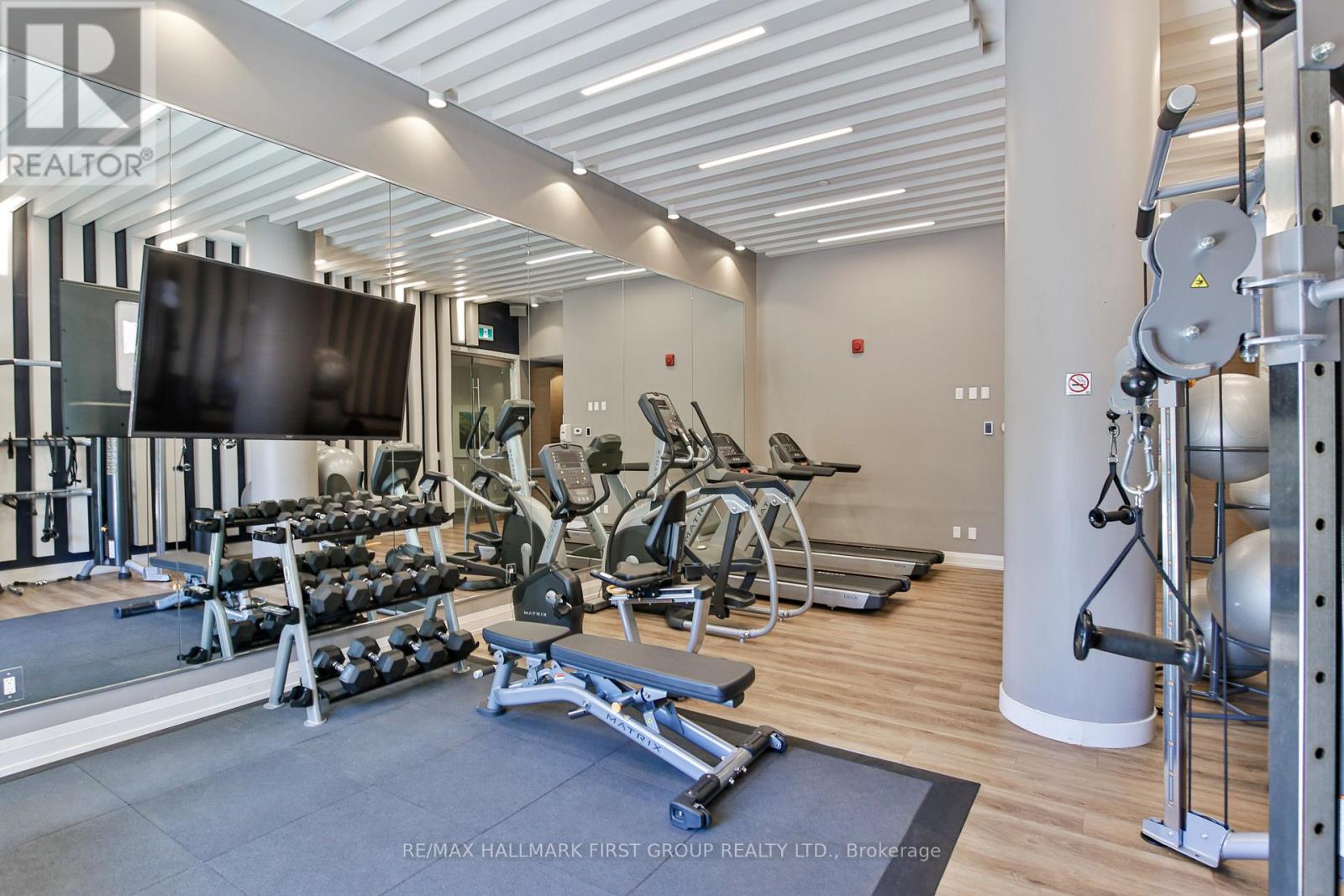 401 - 835 St Clair Avenue W, Toronto, Ontario M6C 2N5 - Photo 14 - C12639324