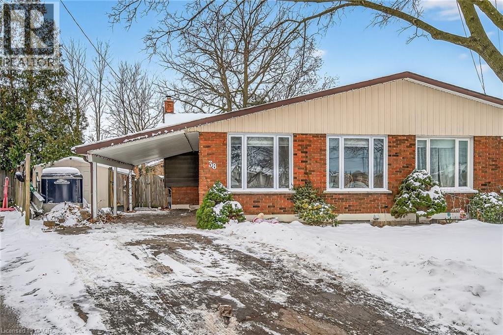 38 QUESTOR Court, Hamilton, Ontario