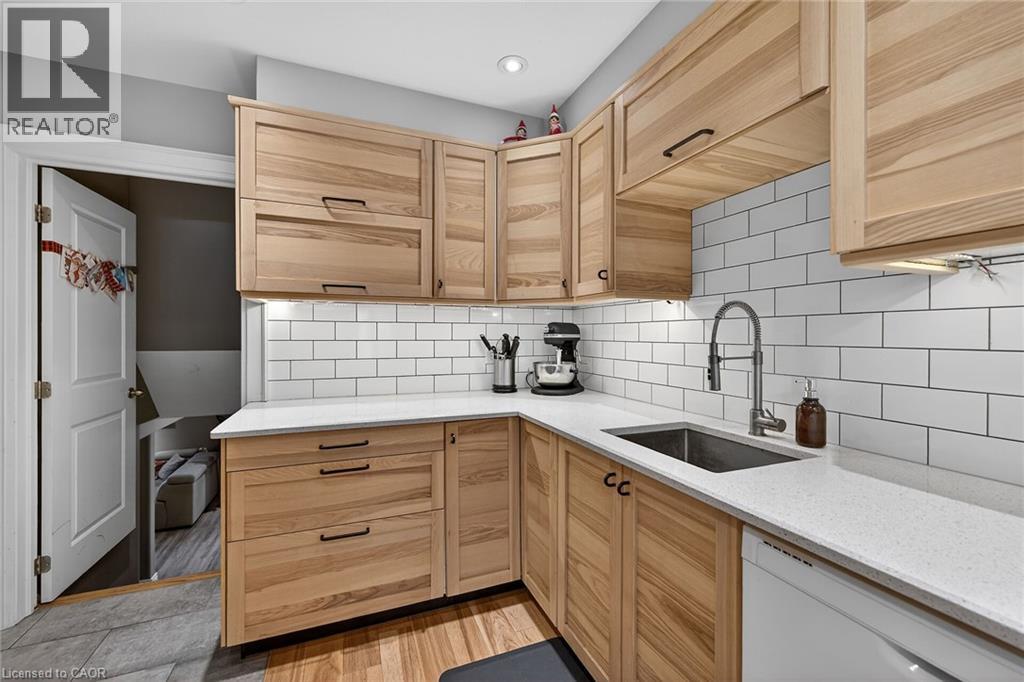 38 Questor Court, Hamilton, Ontario  L8W 1K2 - Photo 12 - 40794314