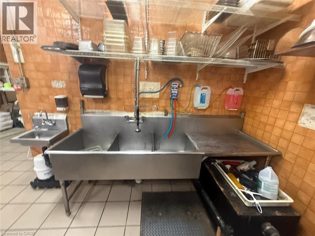 7 Anne Street S Unit# 8, Barrie, Ontario  L4N 2C4 - Photo 20 - 40792998