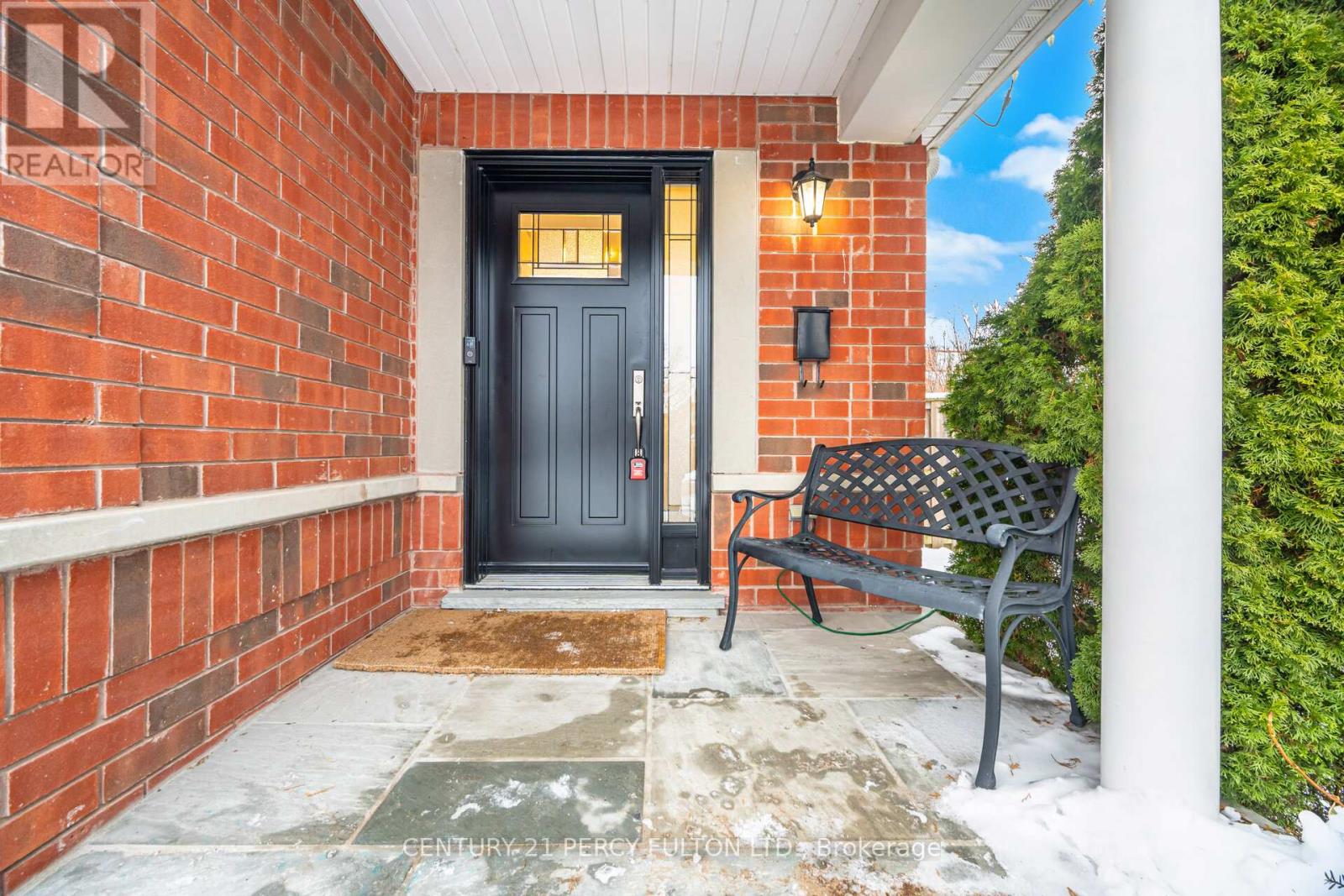 5 Waldron Court, Ajax, Ontario  L1T 4X2 - Photo 2 - E12639268