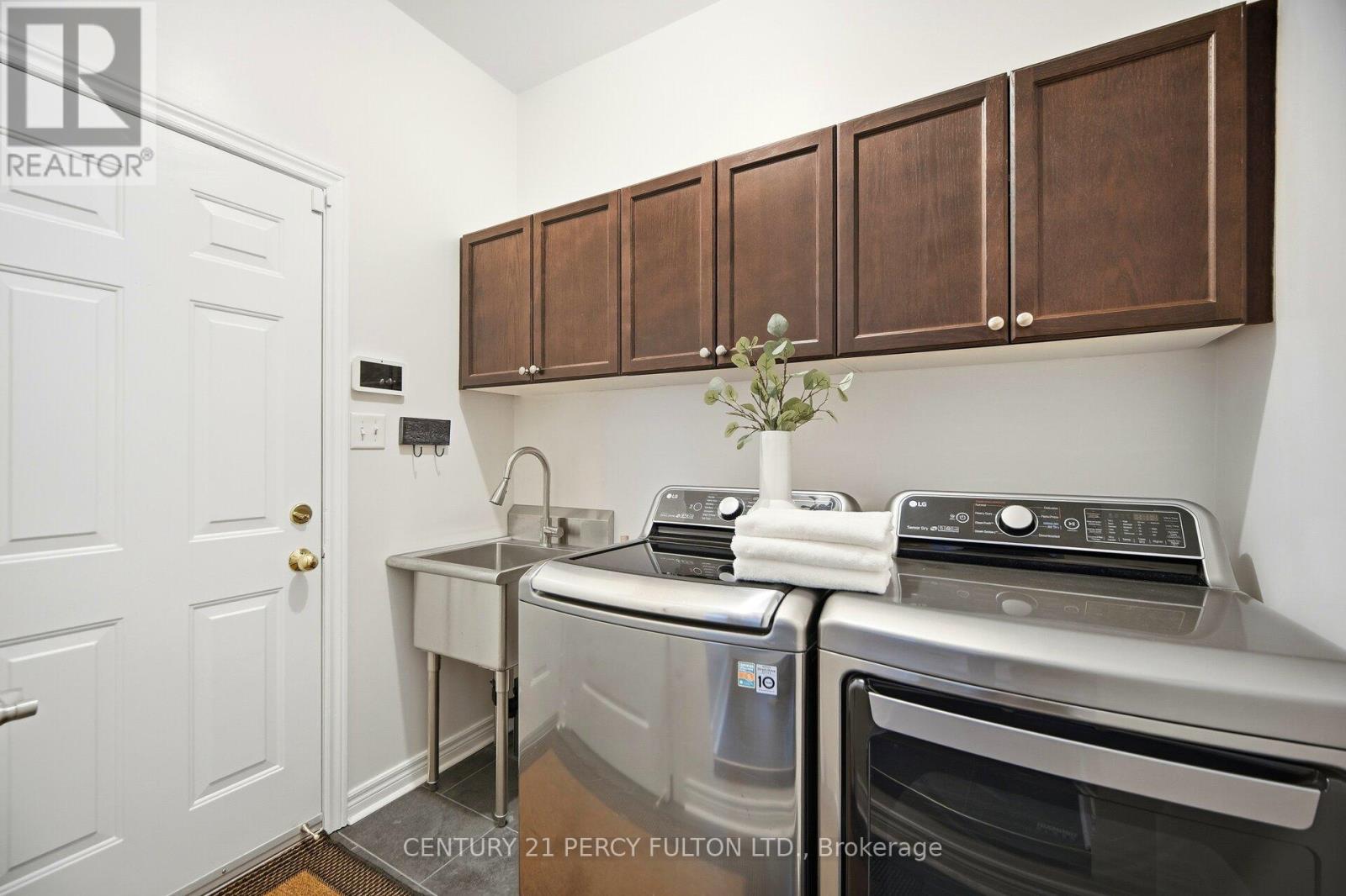 5 Waldron Court, Ajax, Ontario  L1T 4X2 - Photo 36 - E12639268