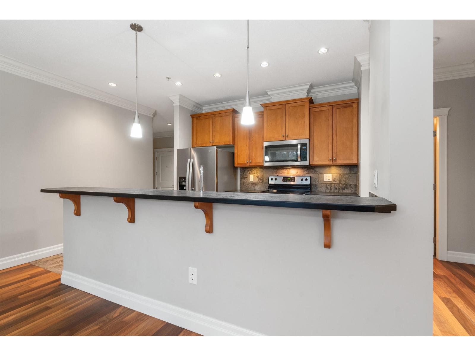 101c 45595 Tamihi Way, Garrison Crossing, Chilliwack, British Columbia  V2R 0G3 - Photo 9 - R3074288