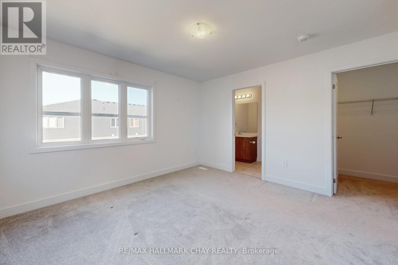 37 Turnberry Lane, Barrie (Painswick South), Ontario  L9J 0M8 - Photo 17 - S12639266