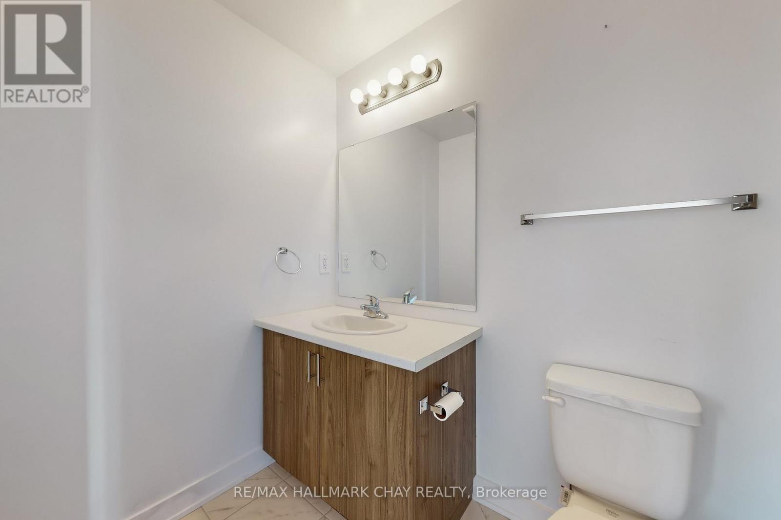 37 Turnberry Lane, Barrie (Painswick South), Ontario  L9J 0M8 - Photo 21 - S12639266