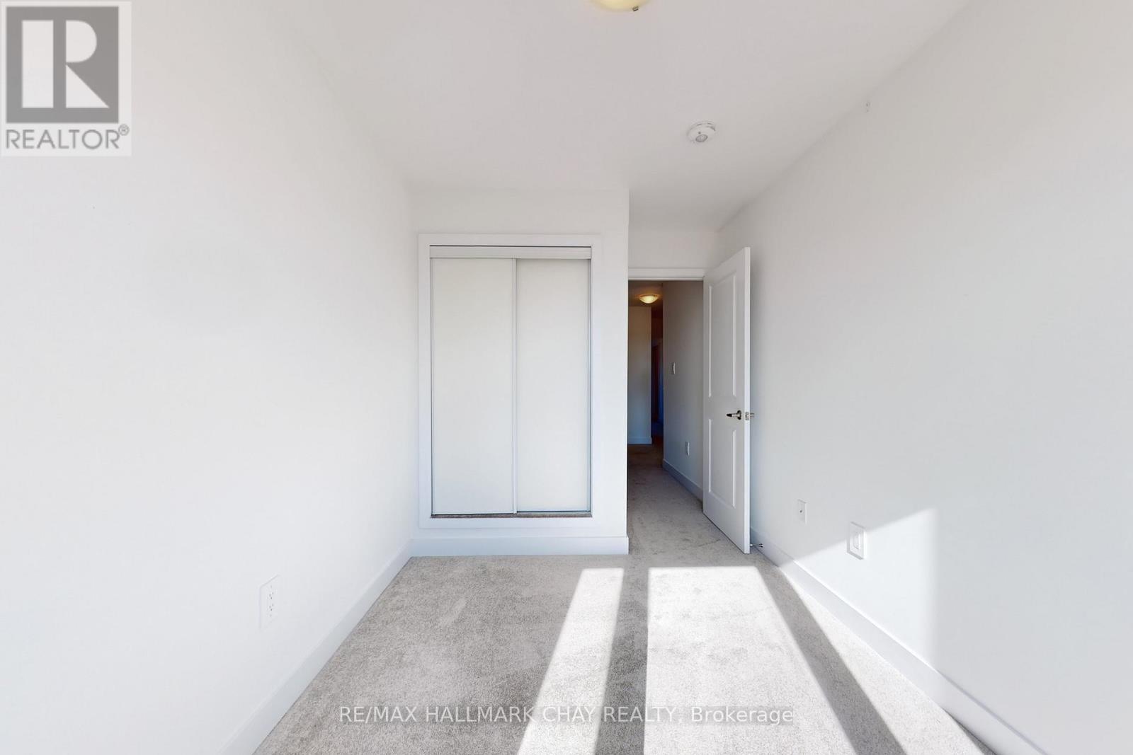 37 Turnberry Lane, Barrie (Painswick South), Ontario  L9J 0M8 - Photo 24 - S12639266