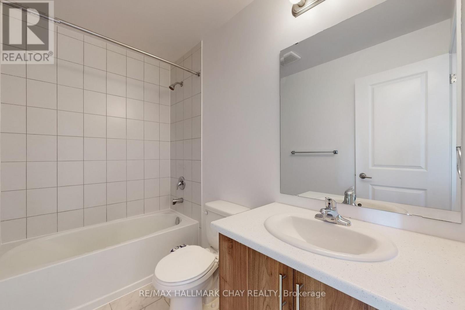 37 Turnberry Lane, Barrie (Painswick South), Ontario  L9J 0M8 - Photo 28 - S12639266