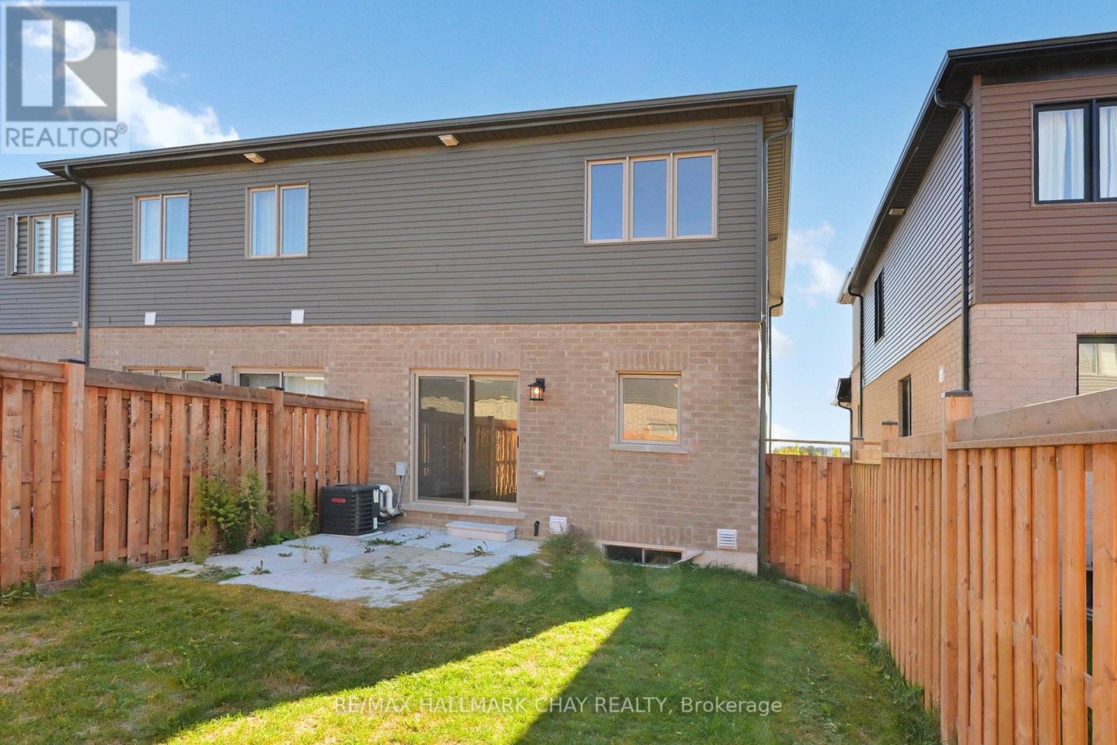 37 Turnberry Lane, Barrie (Painswick South), Ontario  L9J 0M8 - Photo 32 - S12639266