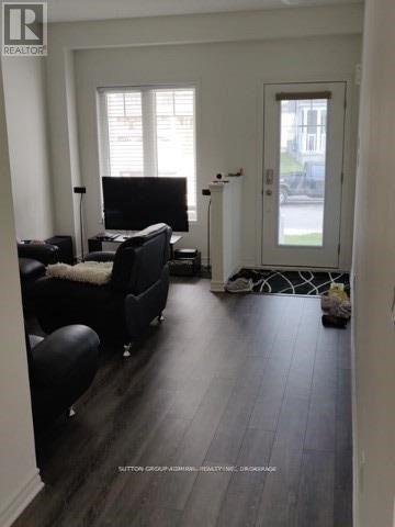 33 Sandhill Crane Drive, Wasaga Beach, Ontario  L9Z 0J5 - Photo 11 - S12639278