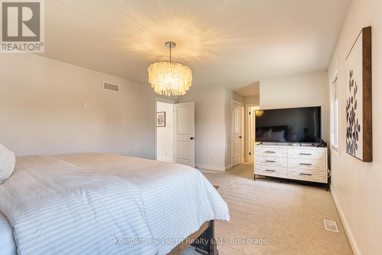 71 Forbes Crescent, North Perth, Ontario  N4W 0B8 - Photo 34 - X12419725