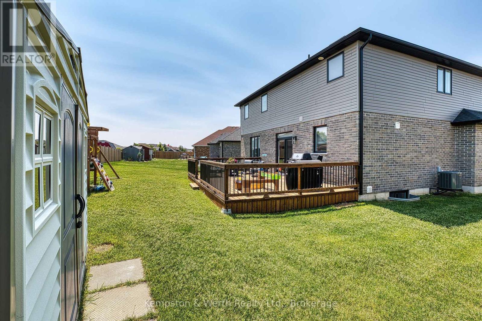 71 Forbes Crescent, North Perth, Ontario  N4W 0B8 - Photo 43 - X12419725